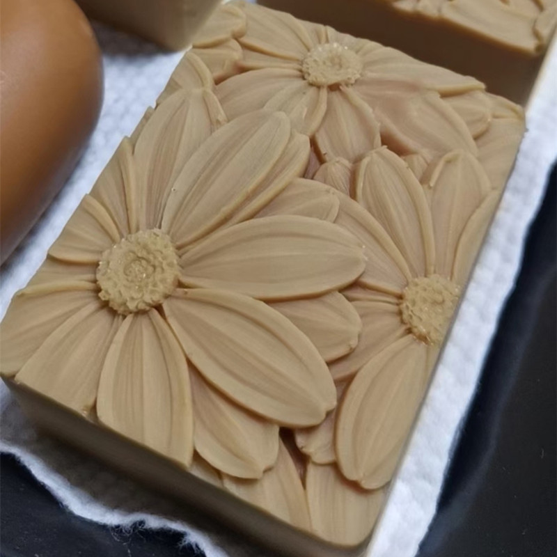 Newest!!!3d Elegant Sunflower  - Soap Making Kit For Beginners 评论和价格