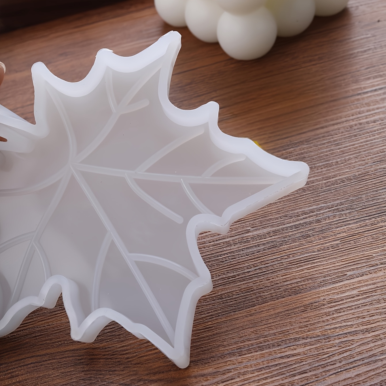 1PC Maple Leaf shaped Silicone - Soap Making Ins 评论和价格